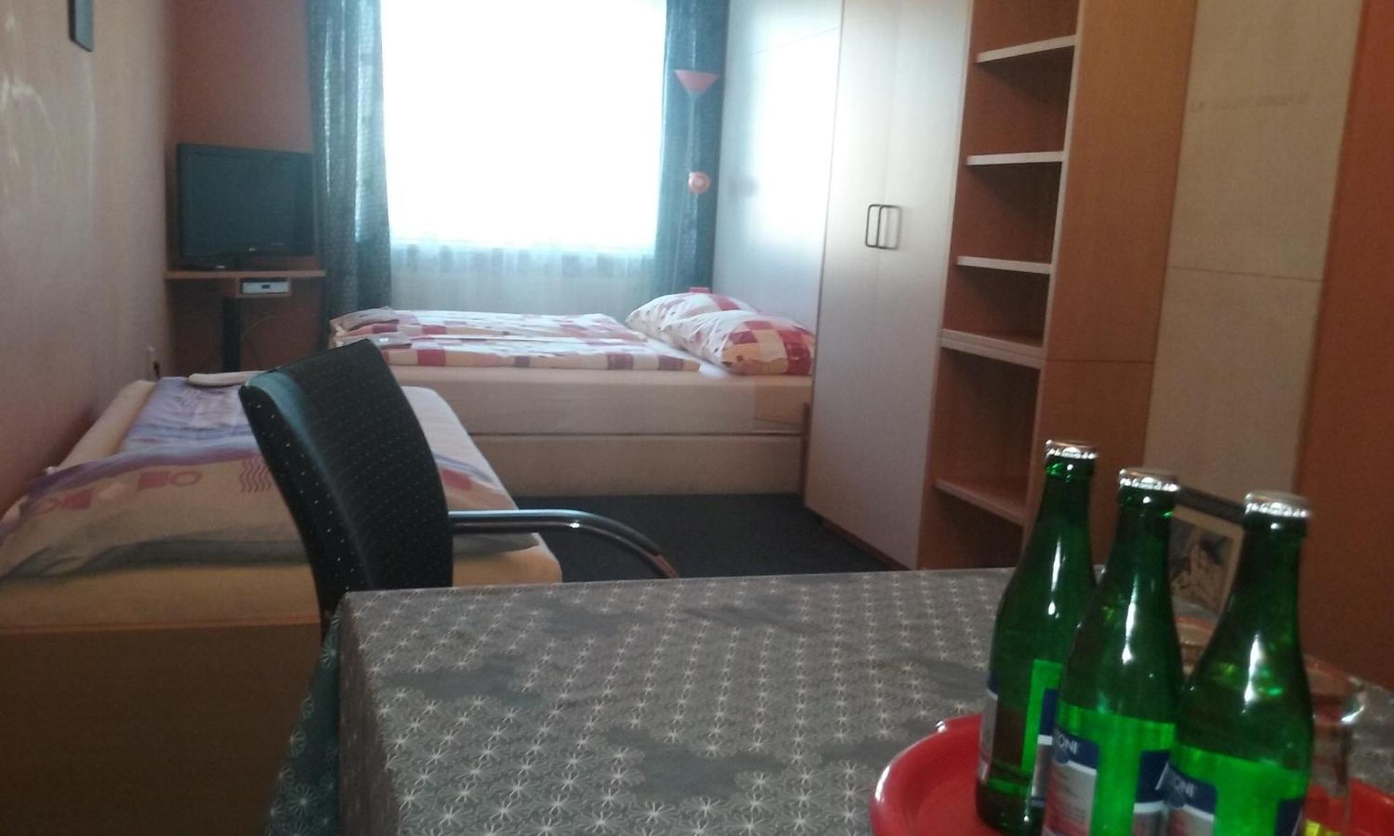 Penzion Menšík Kroměříž Habitación foto