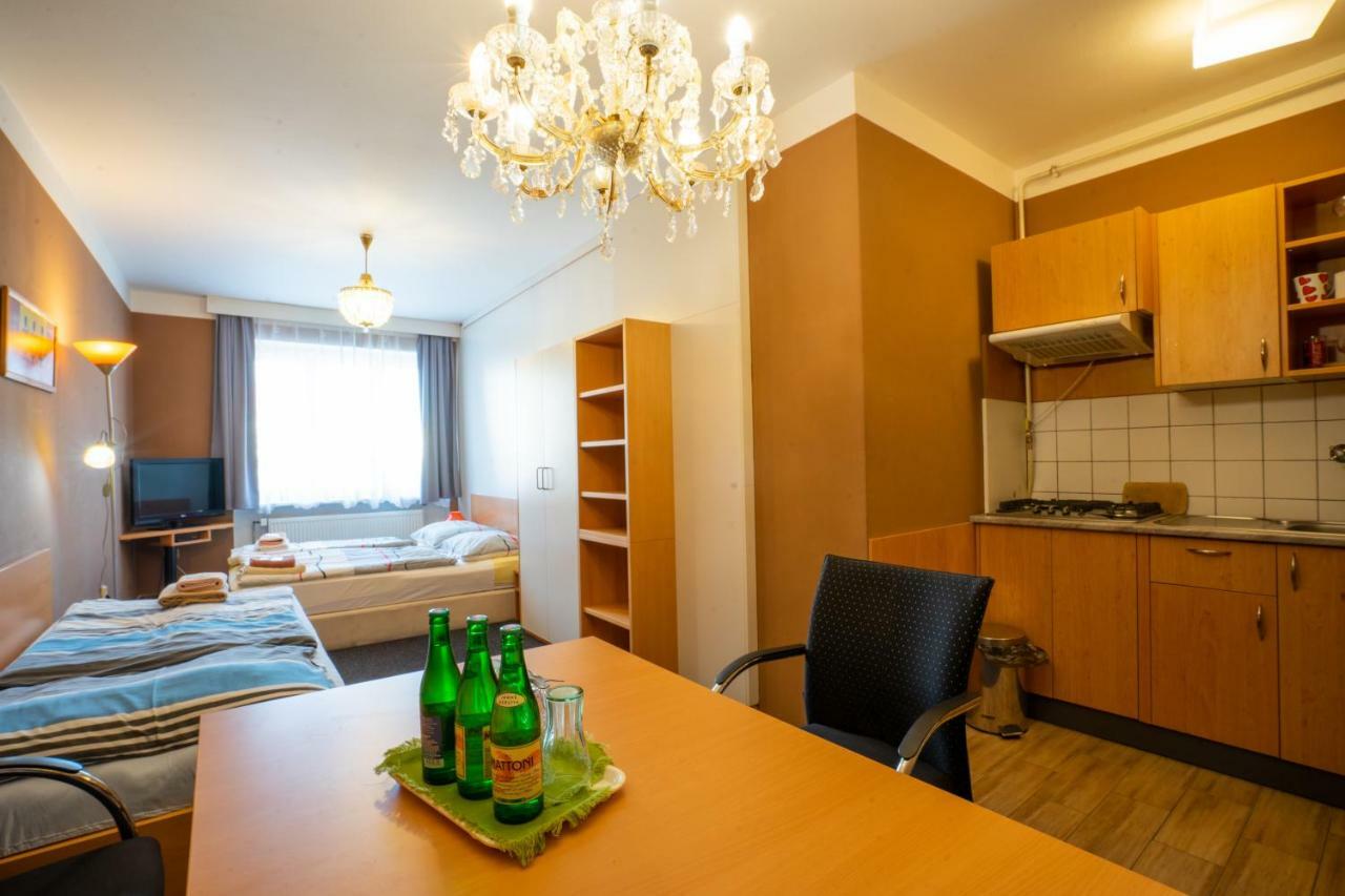 Penzion Menšík Kroměříž Exterior foto